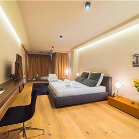 Luxury 7 Bedroom Dubrovnik Beachfront Villa with Infinity Pool, Sleeps 14